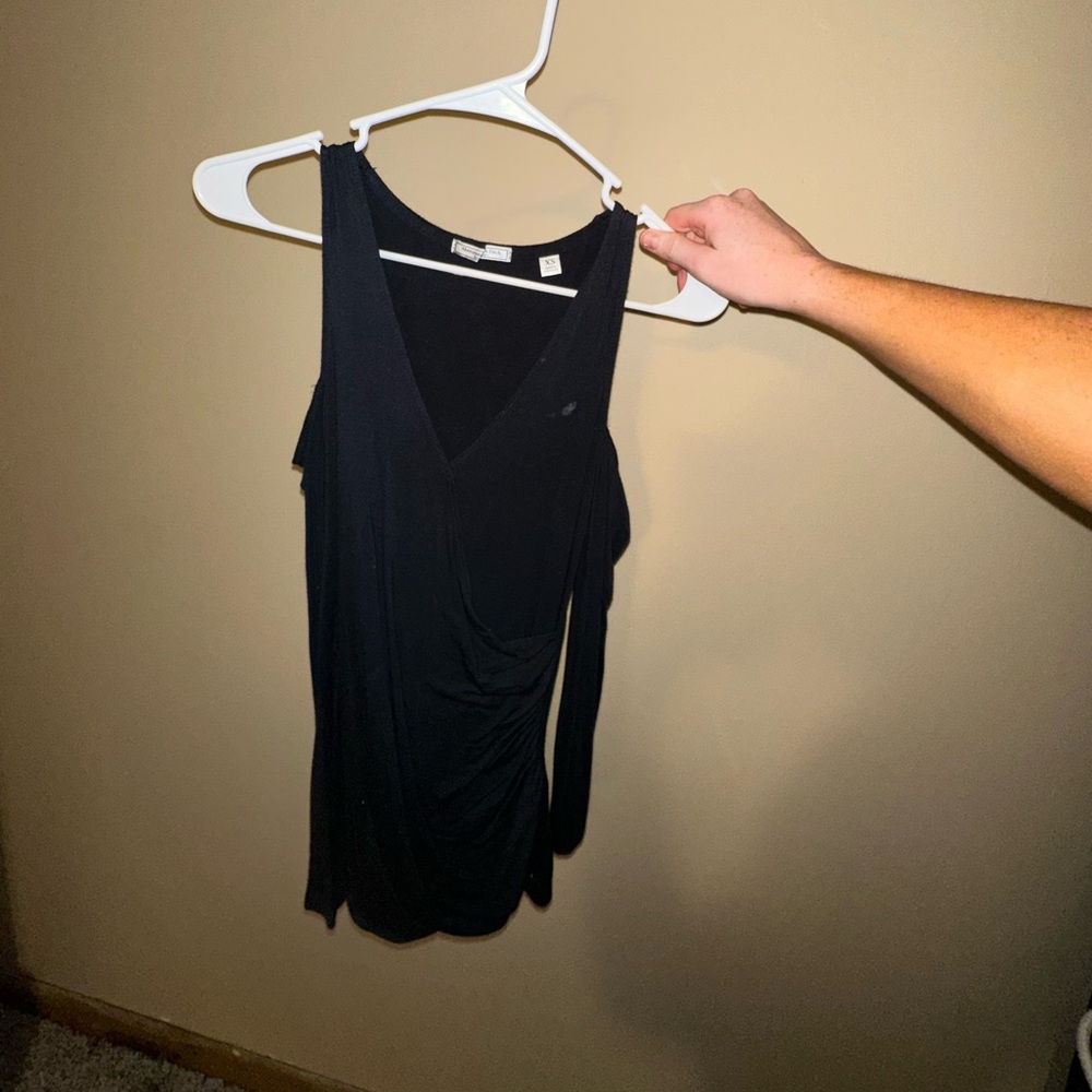 Size XS open shoulder Long sleeve from Abercrombie & Fitch